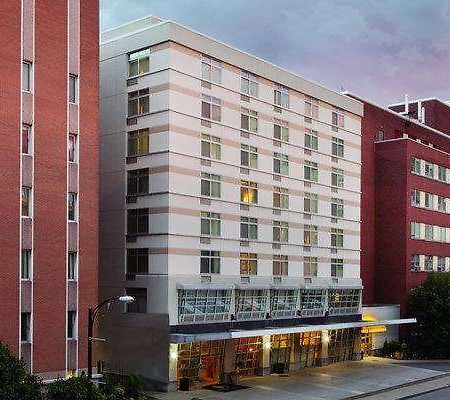 Wyndham Garden Buffalo Downtown Bagian luar foto