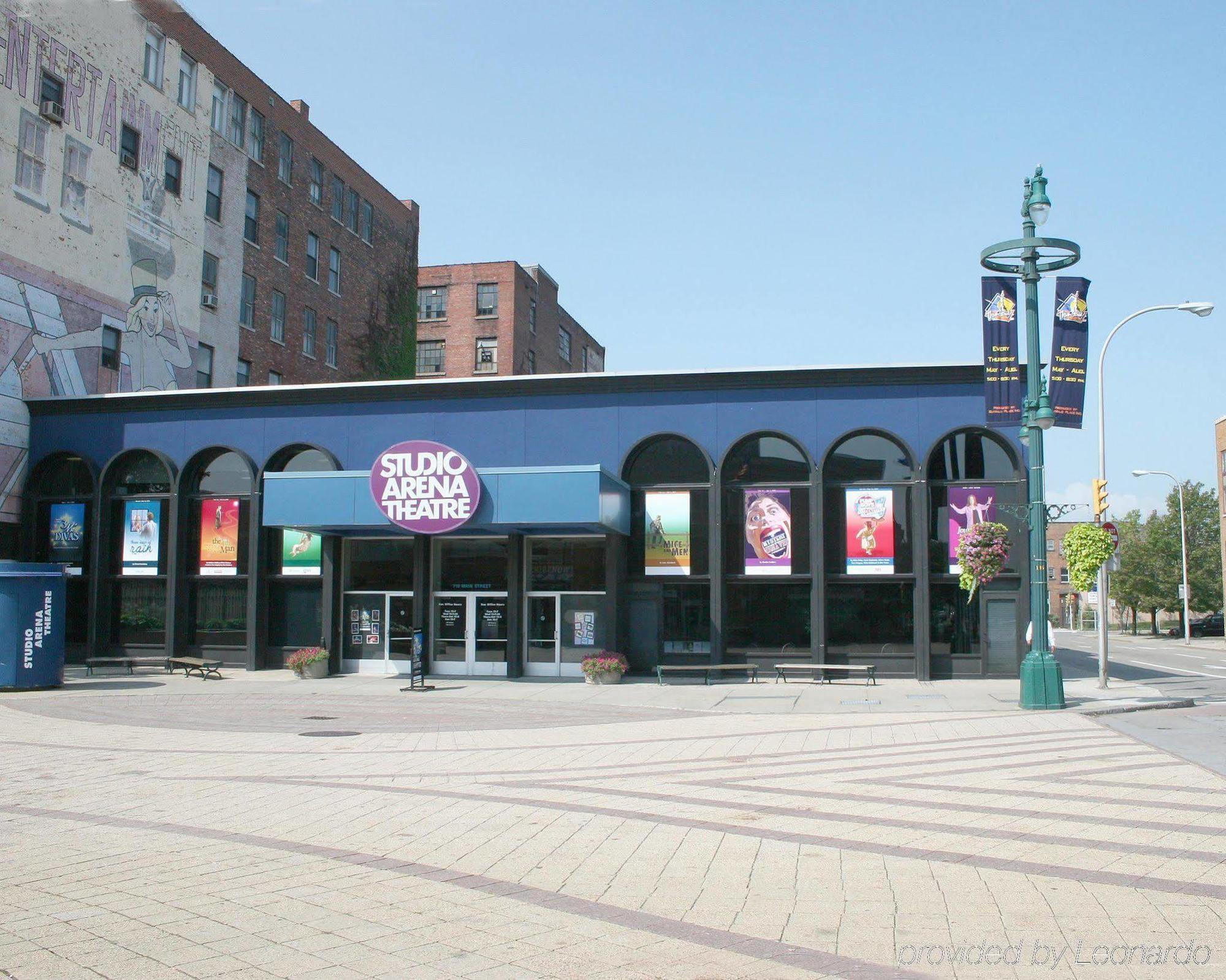 Wyndham Garden Buffalo Downtown Bagian luar foto
