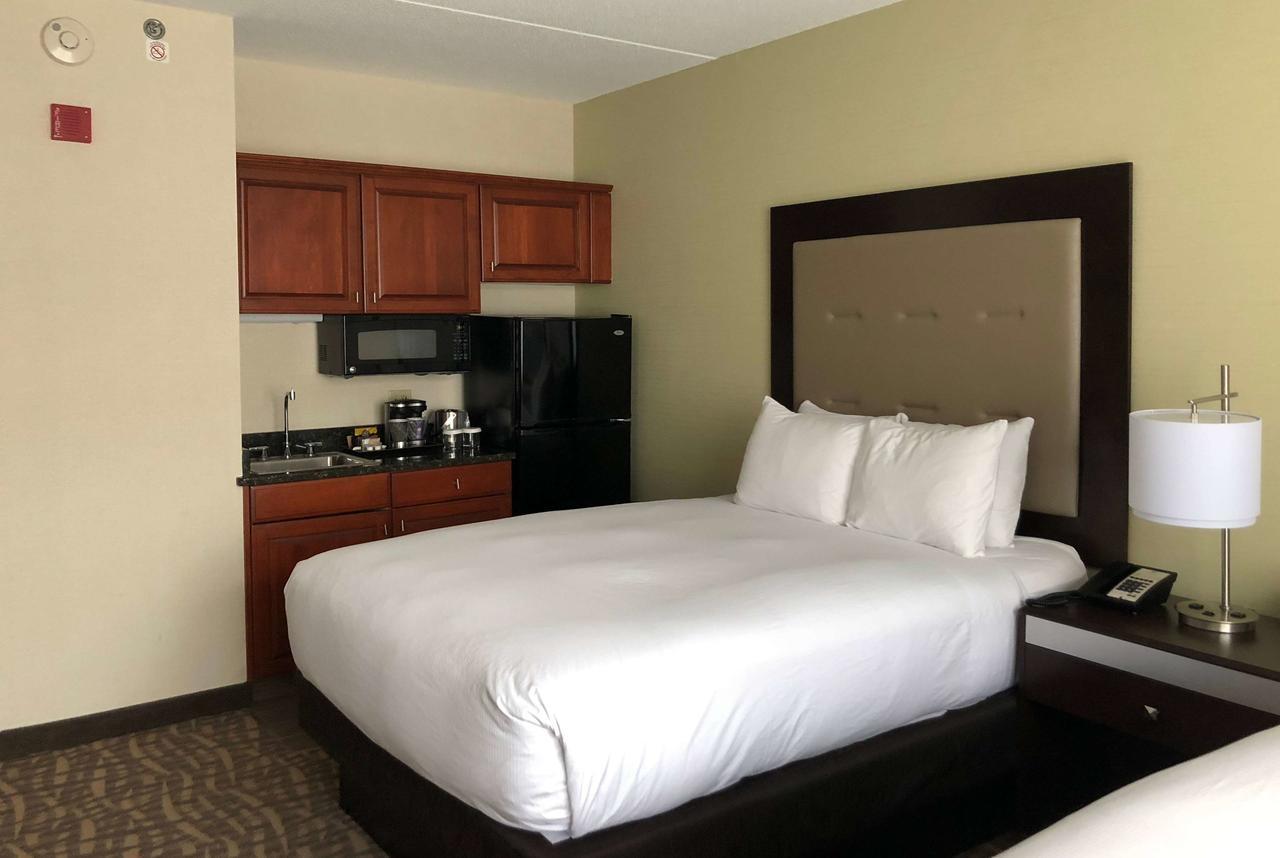 Wyndham Garden Buffalo Downtown Bagian luar foto