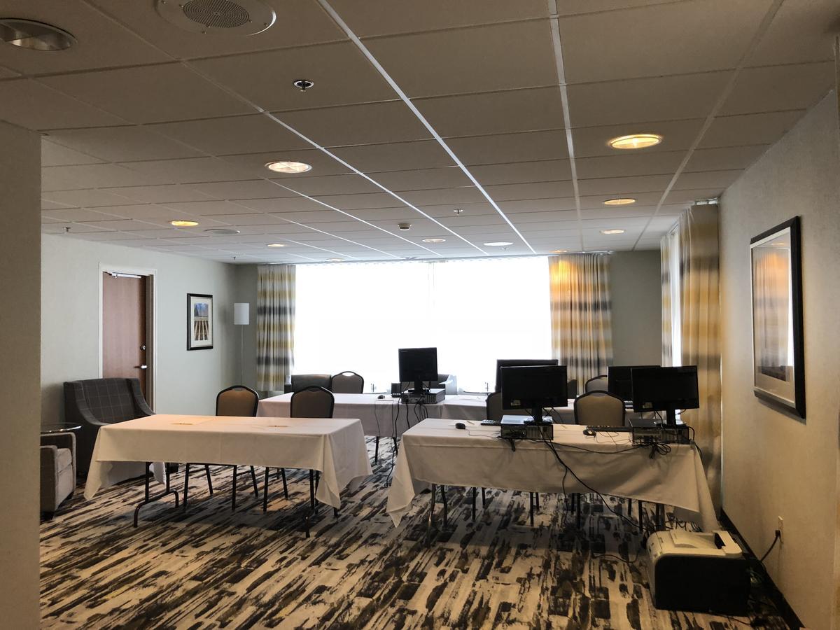 Wyndham Garden Buffalo Downtown Bagian luar foto