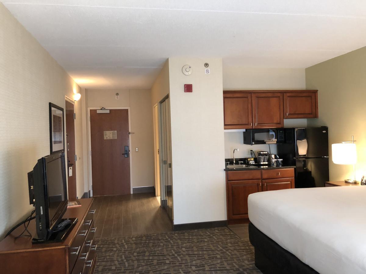 Wyndham Garden Buffalo Downtown Bagian luar foto
