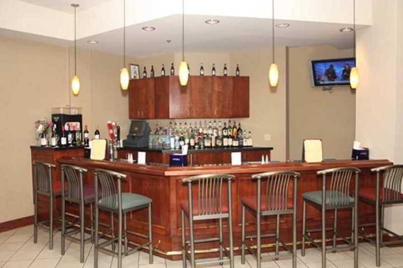 Wyndham Garden Buffalo Downtown Bagian luar foto